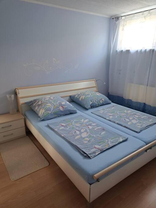 Fürth Schoene 2 Zimmer Wohnung מראה חיצוני תמונה